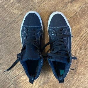 Blowfish high top sneakers sz 10 very nice